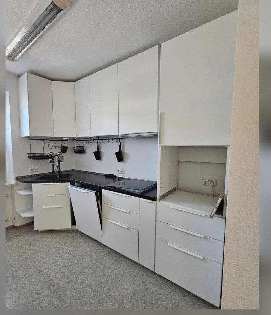 Prenájom kancelárie 109 m², Bobingen, Bavorsko Prenájom kancelárie 109 m², Bobingen, Bavorsko