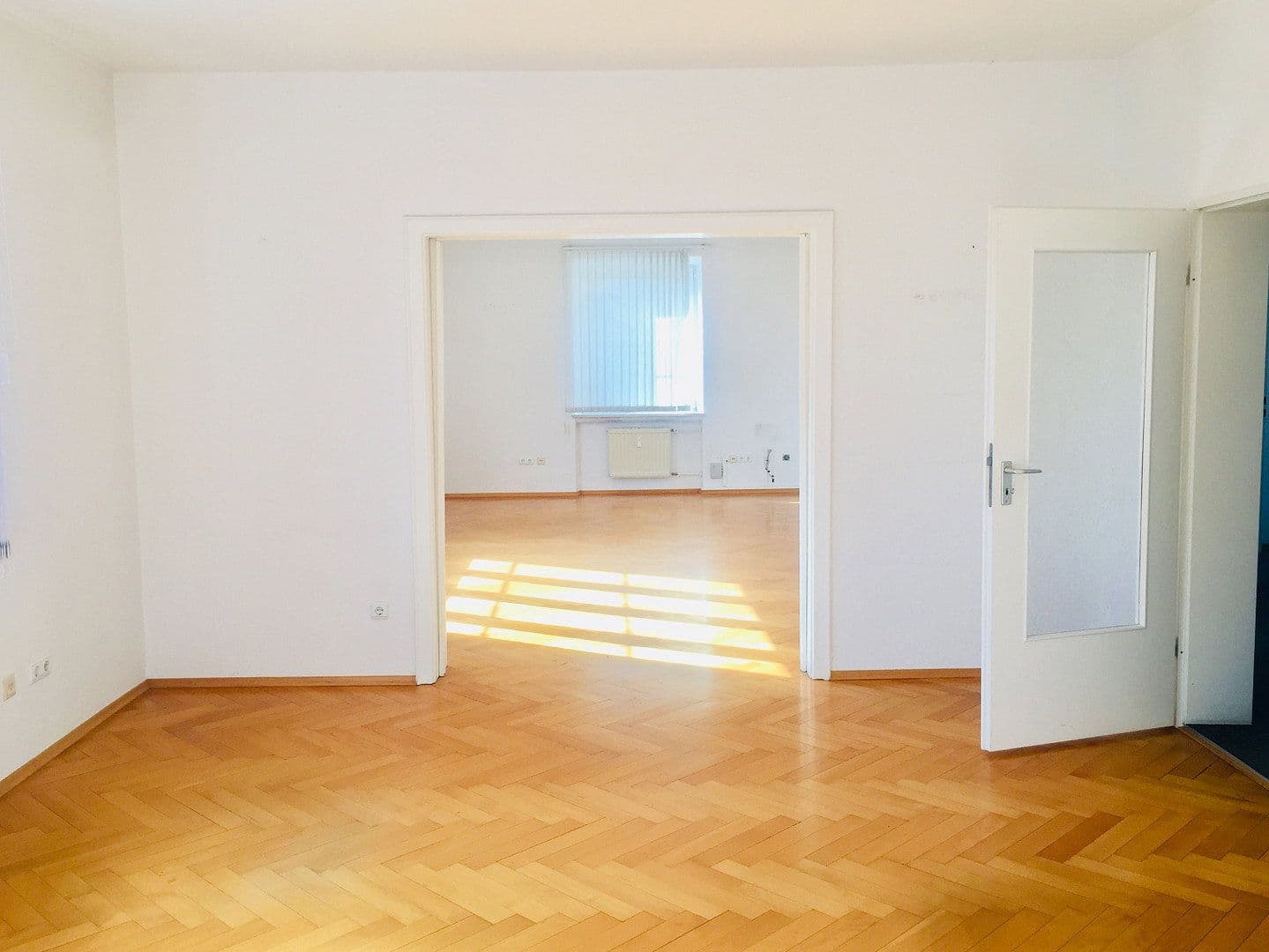 Prenájom kancelárie 109 m², Bobingen, Bavorsko Prenájom kancelárie 109 m², Bobingen, Bavorsko