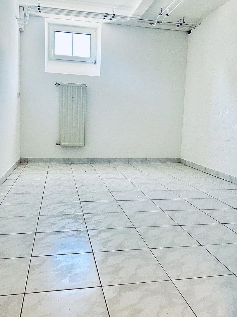 Prenájom kancelárie 109 m², Bobingen, Bavorsko Prenájom kancelárie 109 m², Bobingen, Bavorsko
