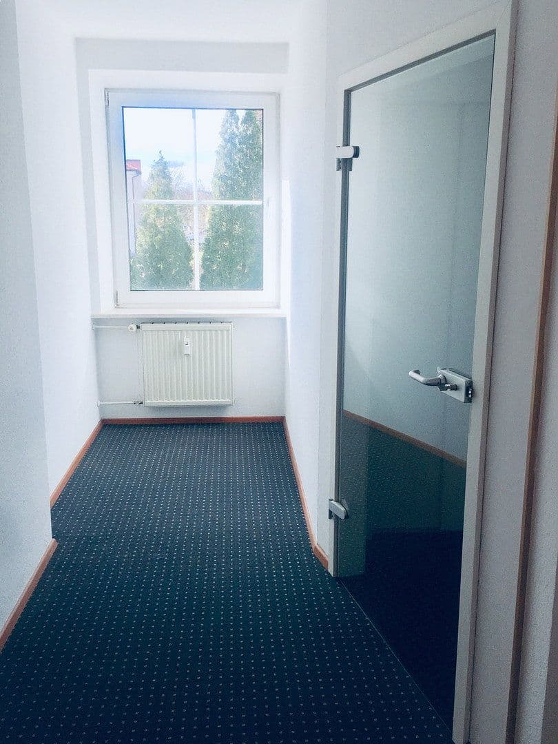 Prenájom kancelárie 109 m², Bobingen, Bavorsko Prenájom kancelárie 109 m², Bobingen, Bavorsko