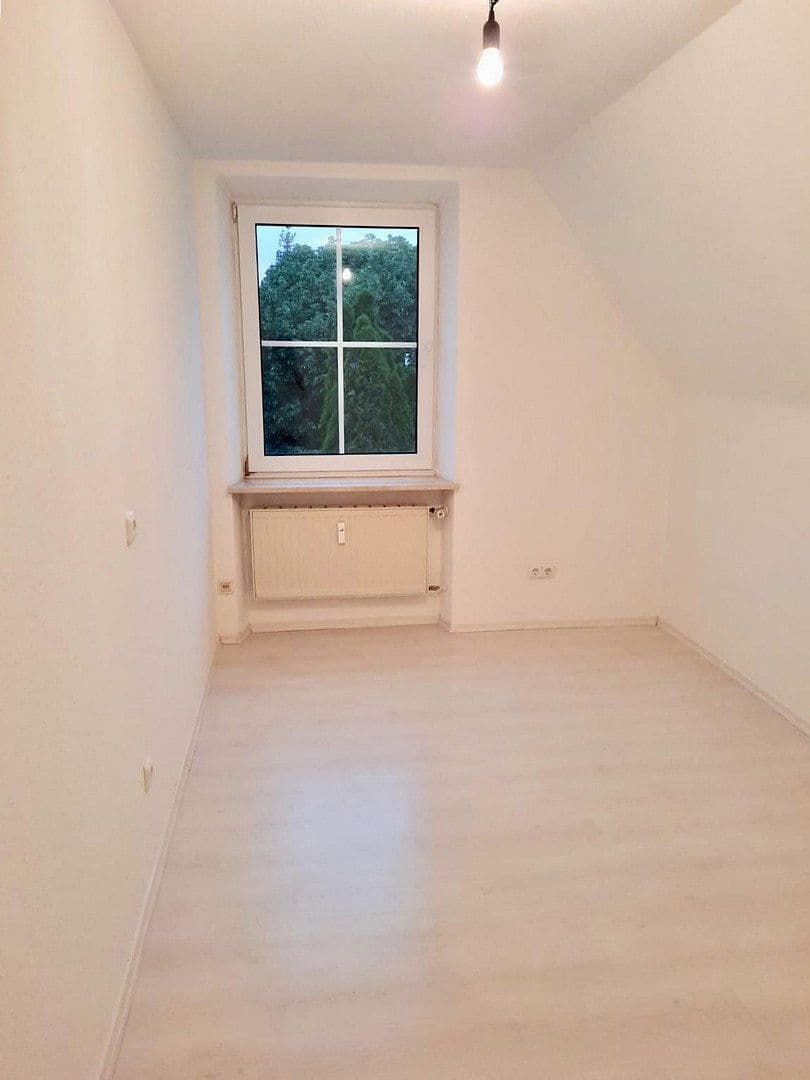 Prenájom bytu 3-izbový 90 m², Bobingen, Bavorsko Prenájom bytu 3-izbový 90 m², Bobingen, Bavorsko