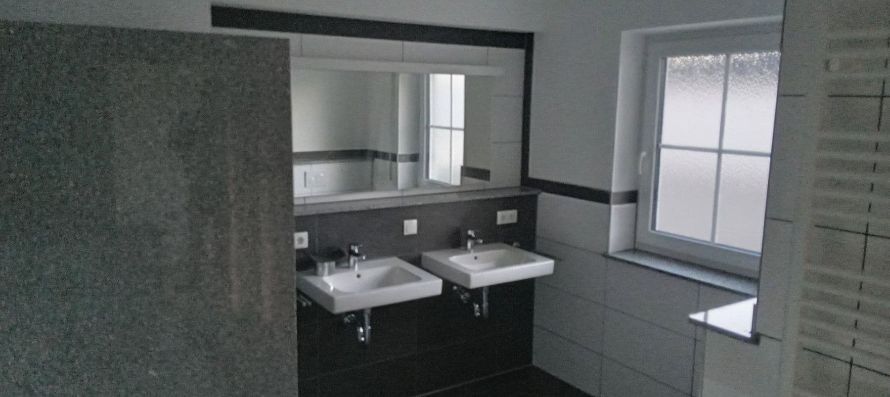 Prenájom bytu 2-izbový 70 m², Kirchdorf an der Iller, Bádensko-Wurttembersko Prenájom bytu 2-izbový 70 m², Kirchdorf an der Iller, Bádensko-Wurttembersko