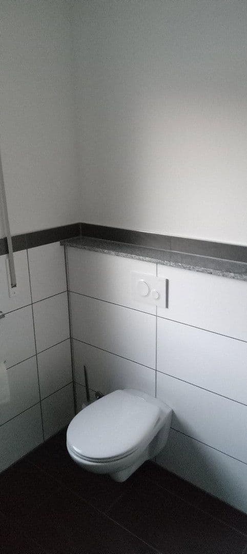 Prenájom bytu 2-izbový 70 m², Kirchdorf an der Iller, Bádensko-Wurttembersko Prenájom bytu 2-izbový 70 m², Kirchdorf an der Iller, Bádensko-Wurttembersko
