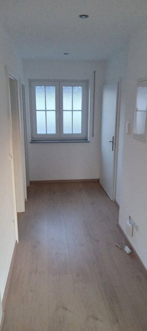 Prenájom bytu 2-izbový 70 m², Kirchdorf an der Iller, Bádensko-Wurttembersko Prenájom bytu 2-izbový 70 m², Kirchdorf an der Iller, Bádensko-Wurttembersko