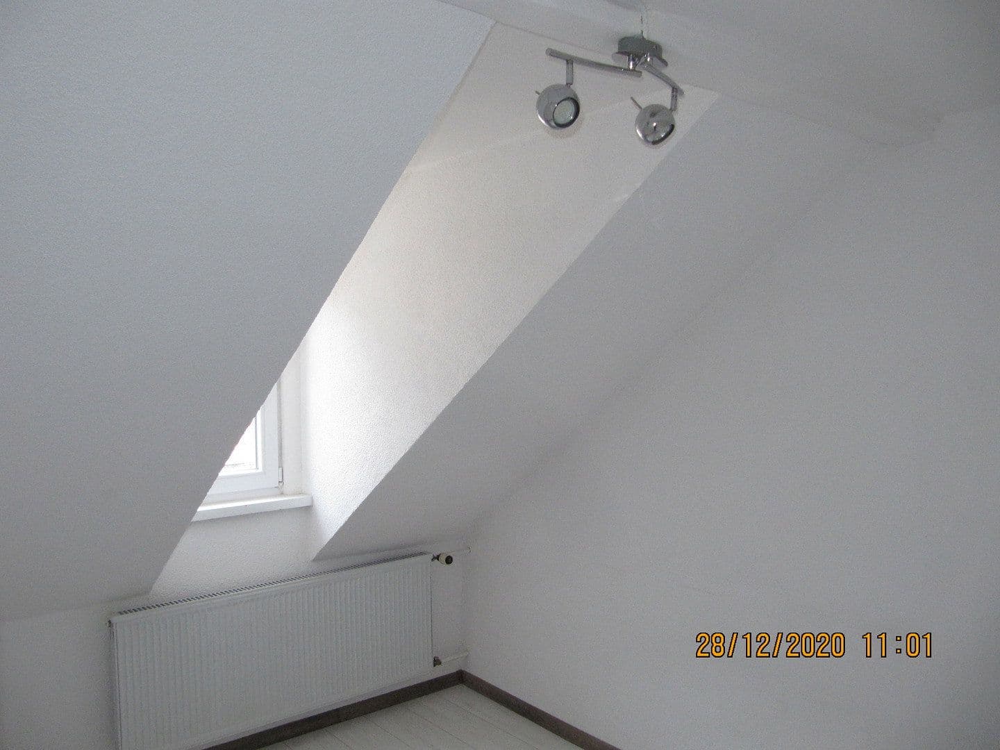 Prenájom bytu 3-izbový 75 m², Apolda, Durínsko Prenájom bytu 3-izbový 75 m², Apolda, Durínsko