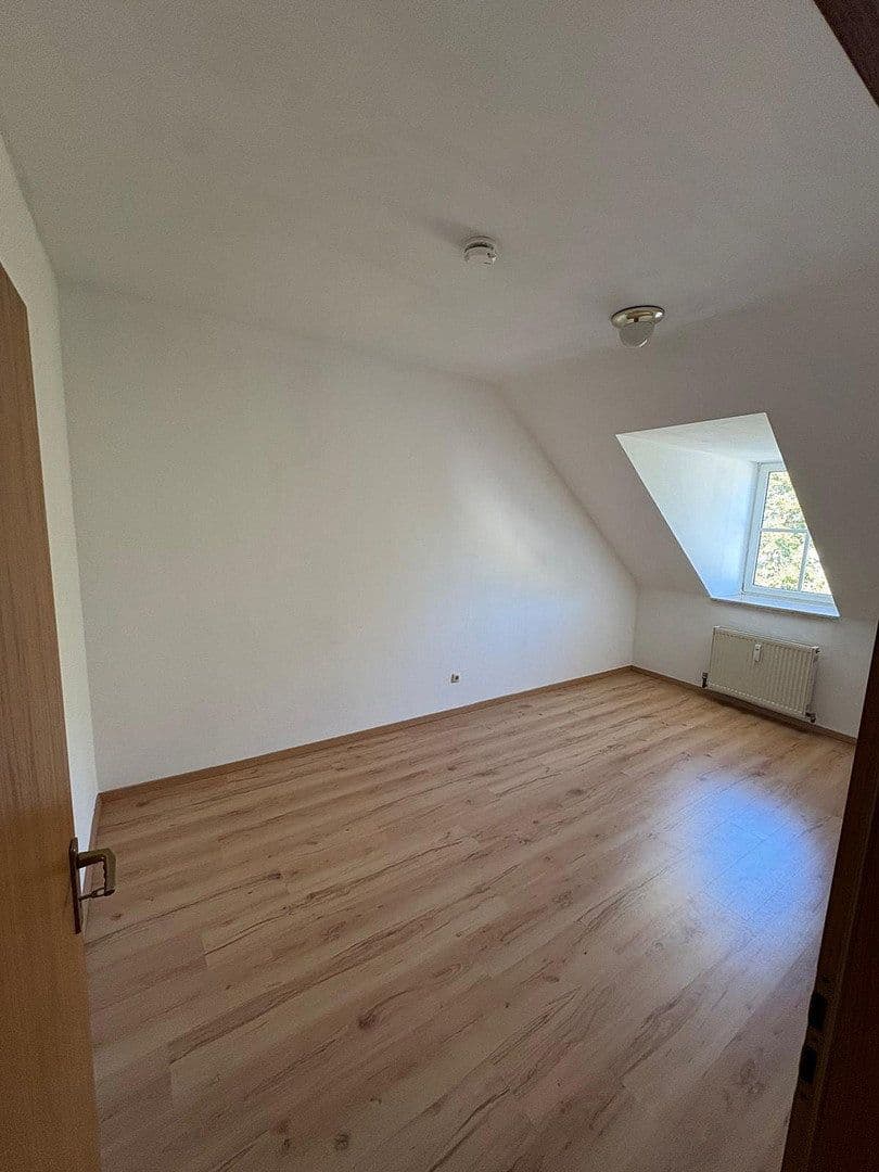 Prenájom bytu 3-izbový 81 m², Hindenburgstraße, 52, Ingolstadt, Bavorsko Prenájom bytu 3-izbový 81 m², Hindenburgstraße, 52, Ingolstadt, Bavorsko