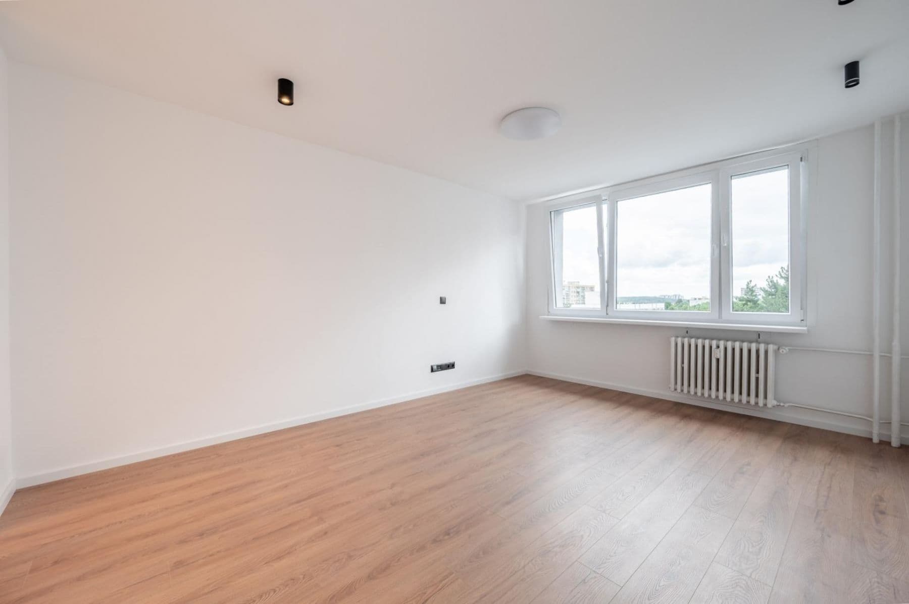 Prenájom bytu 3-izbový 65 m², Podjavorinské, Praha, Praha Prenájom bytu 3-izbový 65 m², Podjavorinské, Praha, Praha