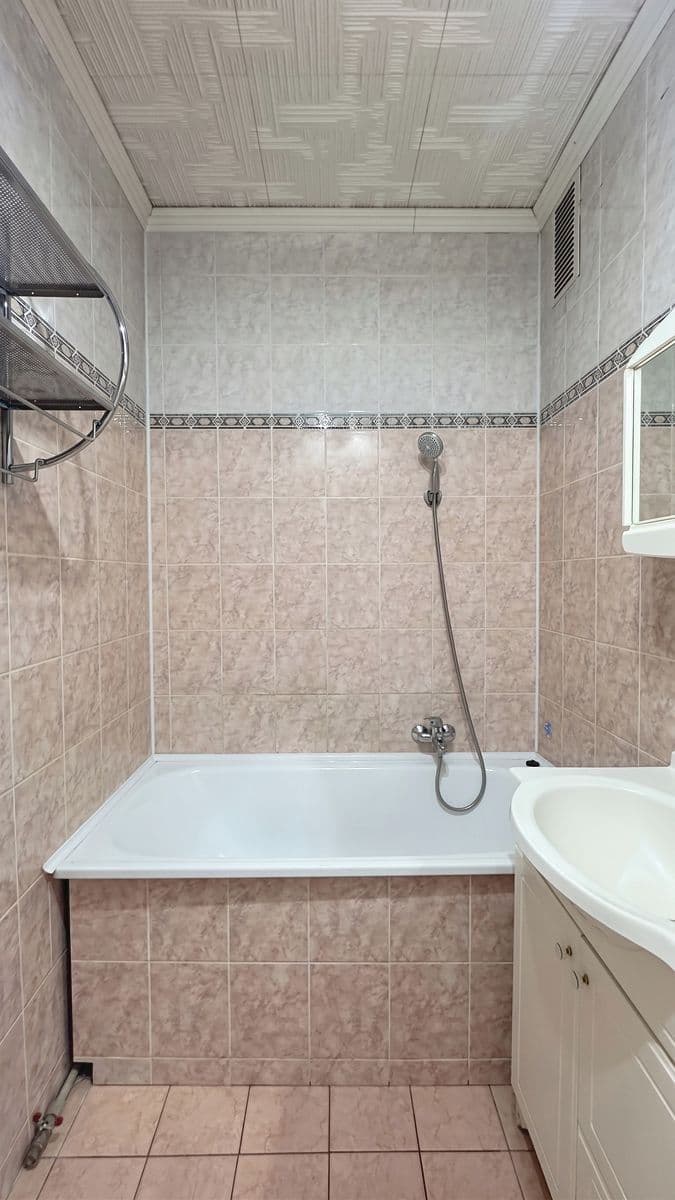 Predaj bytu 1-izbový 36 m², Předmostí, Kralupy nad Vltavou, Středočeský kraj Predaj bytu 1-izbový 36 m², Předmostí, Kralupy nad Vltavou, Středočeský kraj