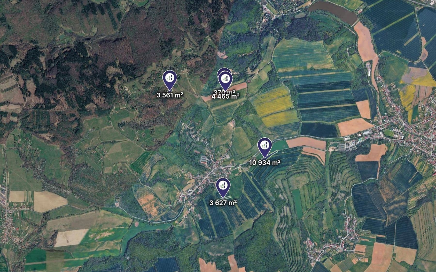Predaj pozemku 5.739 m², Stříbrnice, Zlínský kraj Predaj pozemku 5.739 m², Stříbrnice, Zlínský kraj