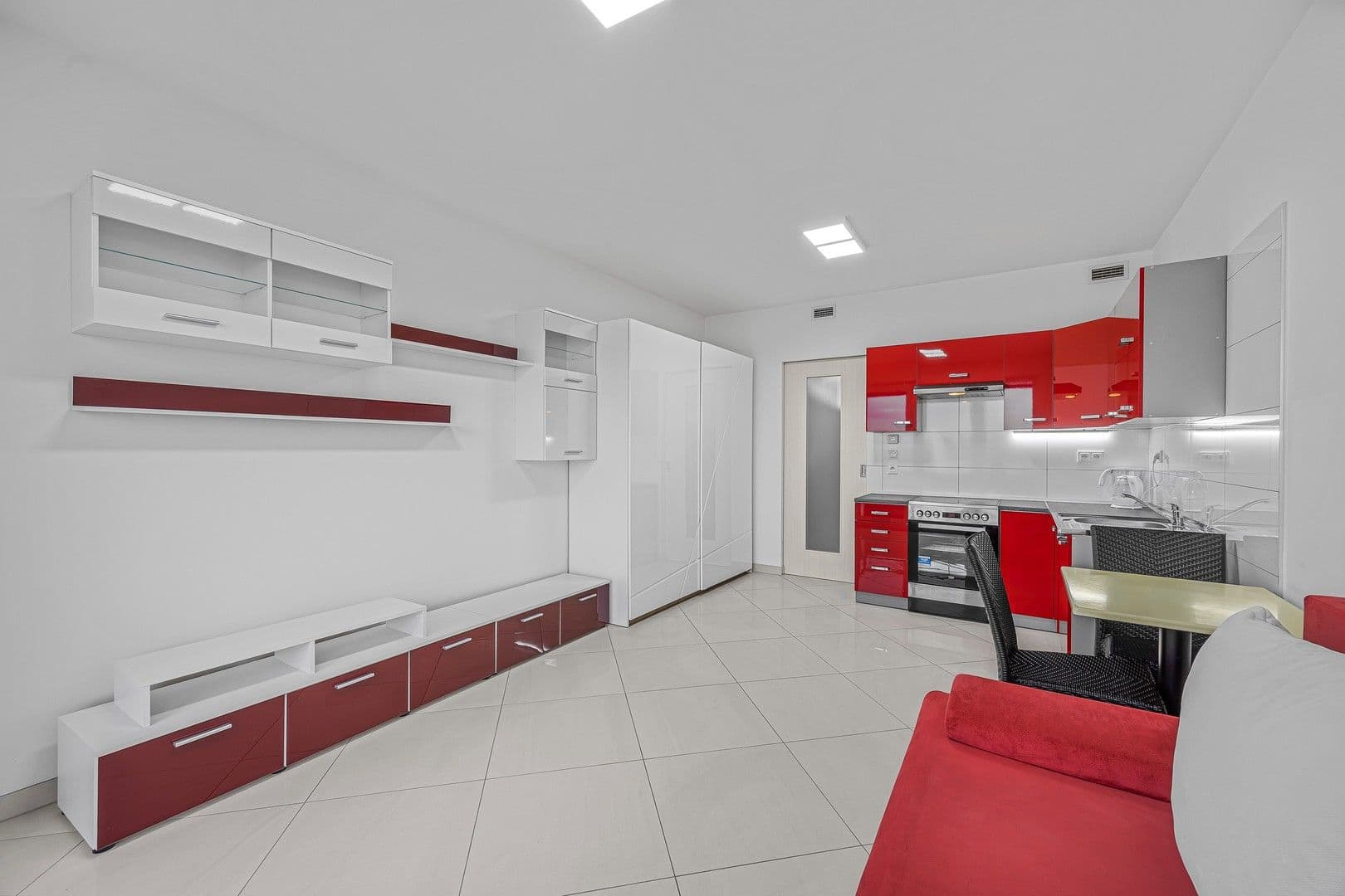 Prenájom bytu 1-izbový 29 m², U Radosti, Praha, Praha Prenájom bytu 1-izbový 29 m², U Radosti, Praha, Praha