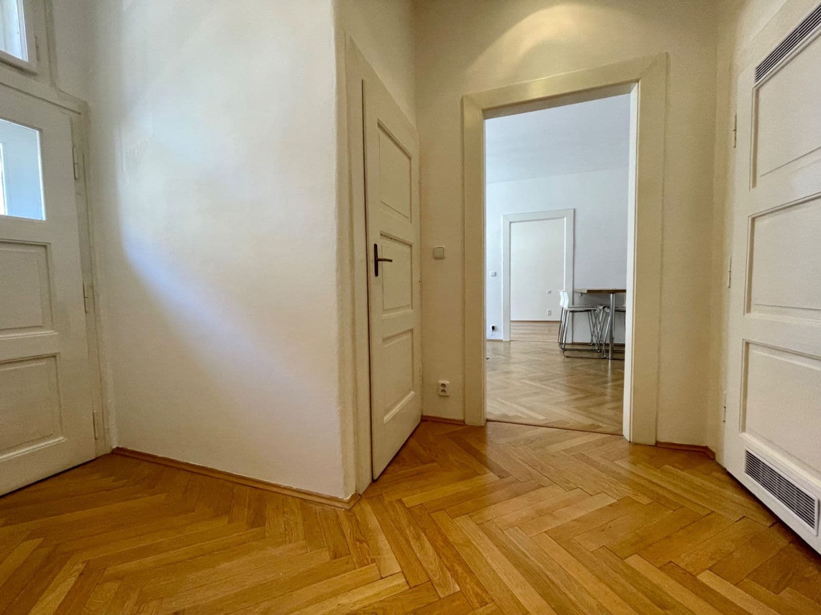 Prenájom bytu 2-izbový 51 m², Buzulucká, Praha, Praha Prenájom bytu 2-izbový 51 m², Buzulucká, Praha, Praha