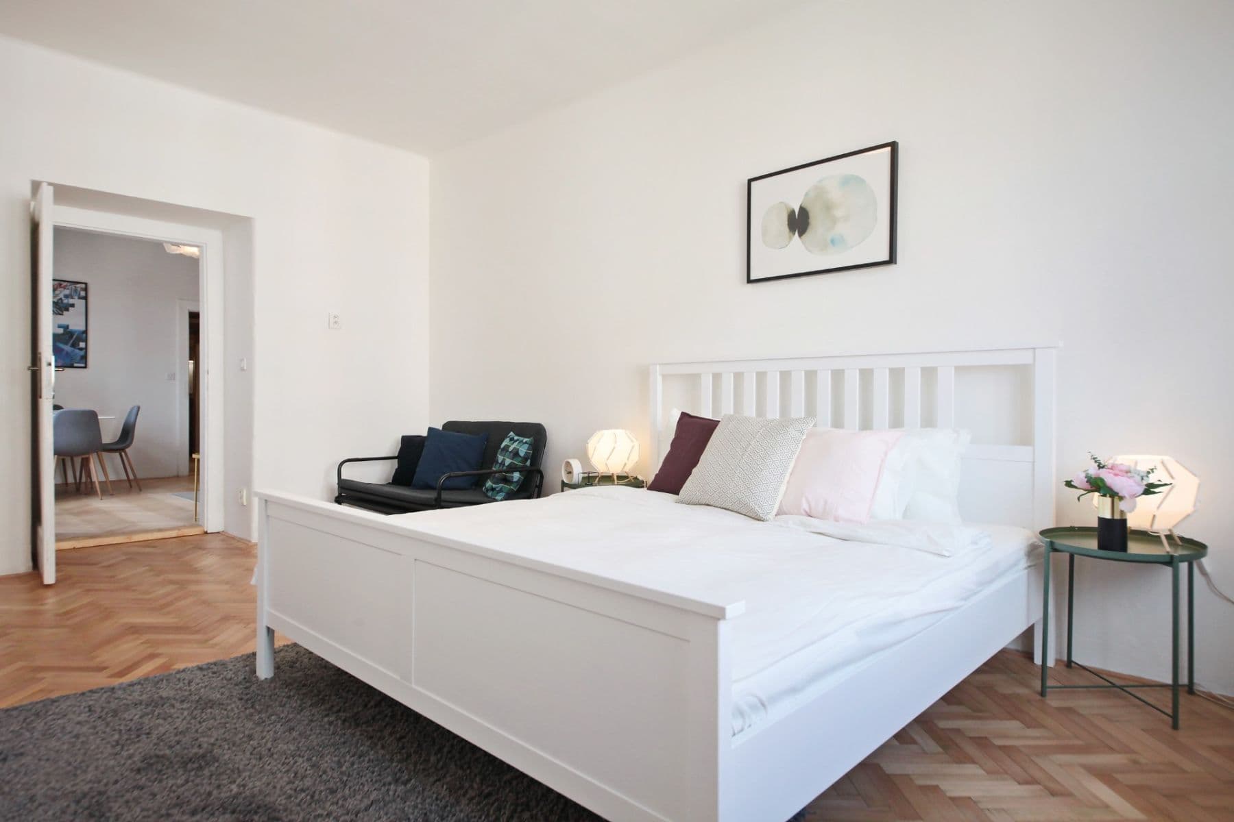 Prenájom bytu 2-izbový 49 m², Dělnická, Praha, Praha Prenájom bytu 2-izbový 49 m², Dělnická, Praha, Praha