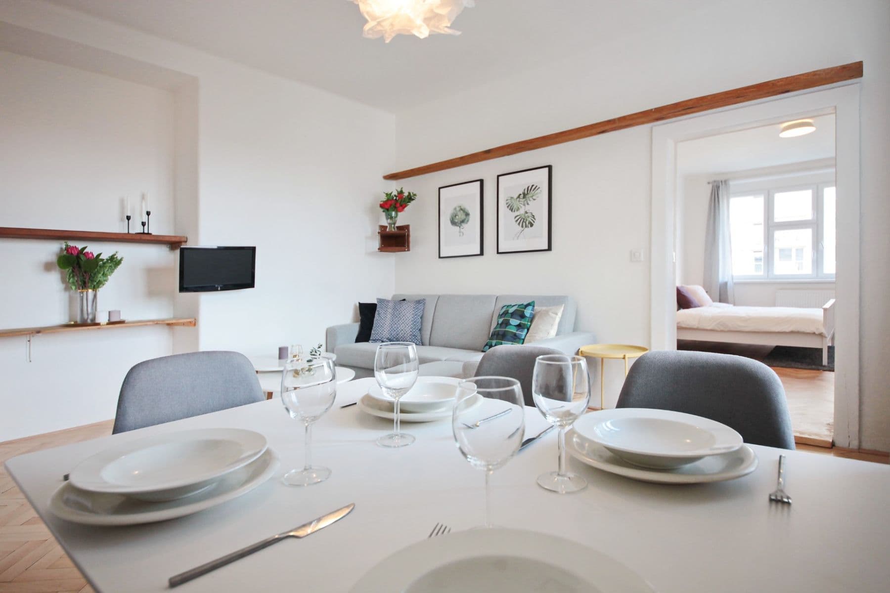Prenájom bytu 2-izbový 49 m², Dělnická, Praha, Praha Prenájom bytu 2-izbový 49 m², Dělnická, Praha, Praha