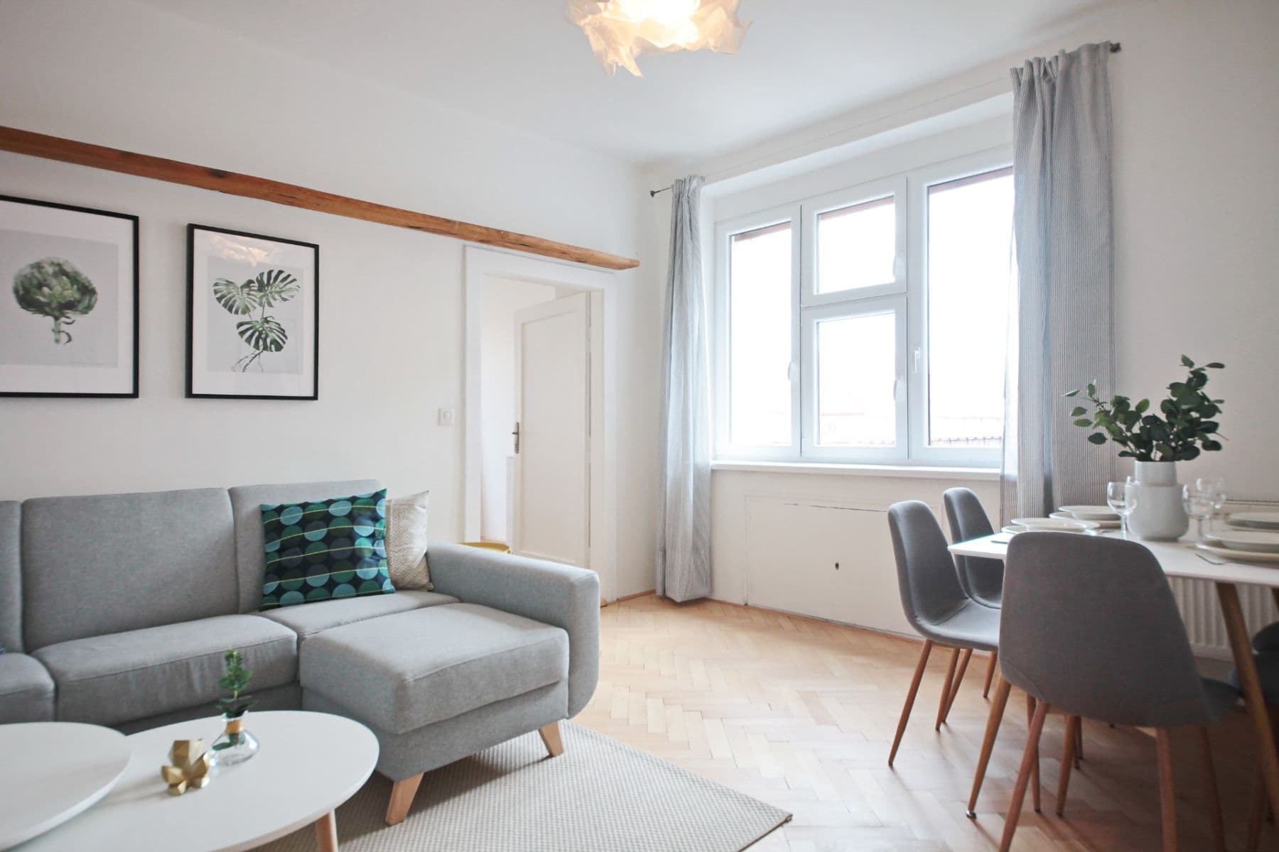 Prenájom bytu 2-izbový 49 m², Dělnická, Praha, Praha Prenájom bytu 2-izbový 49 m², Dělnická, Praha, Praha