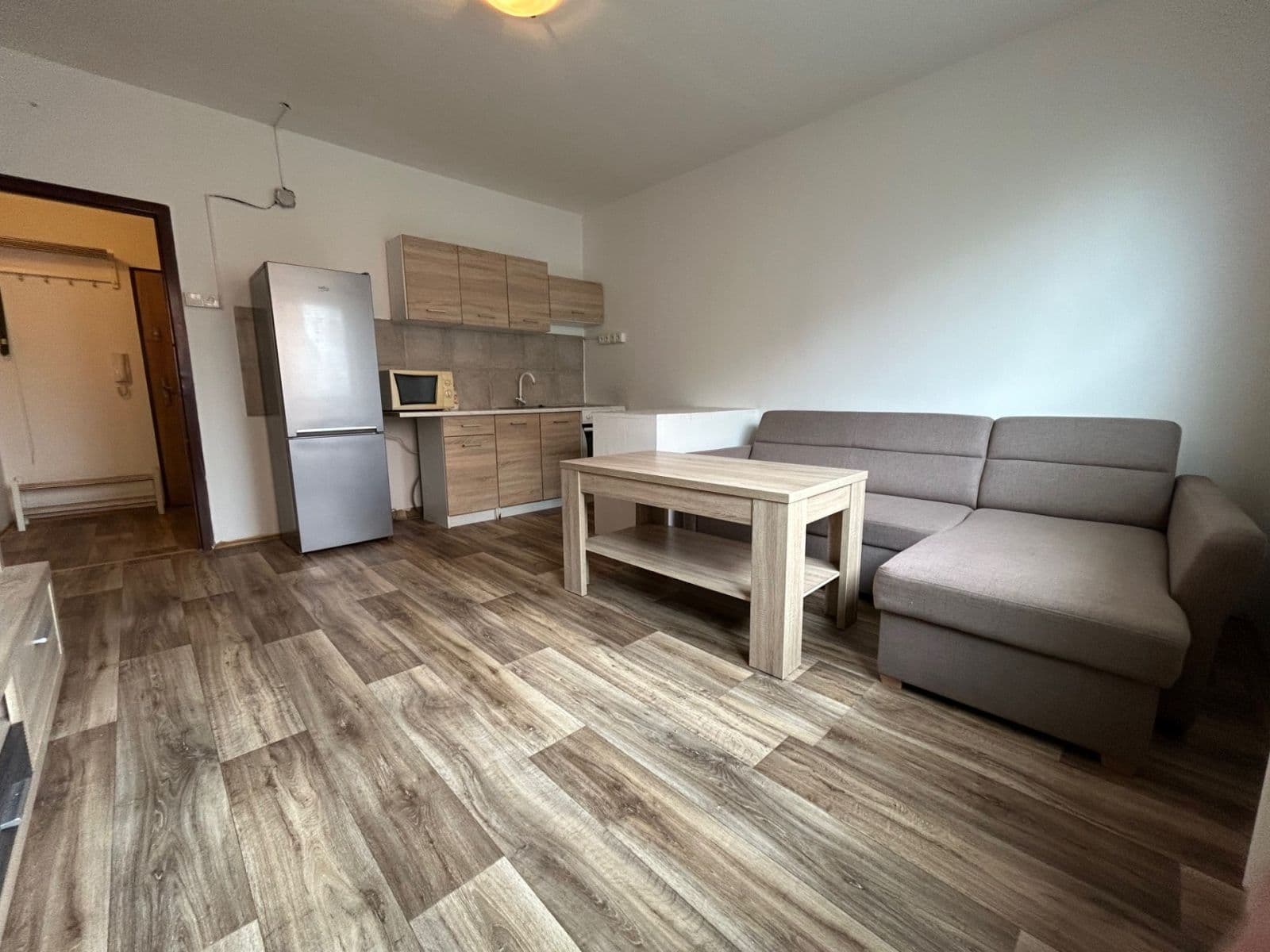 Prenájom bytu 2-izbový 43 m², Fibichova, Teplice, Ústecký kraj Prenájom bytu 2-izbový 43 m², Fibichova, Teplice, Ústecký kraj