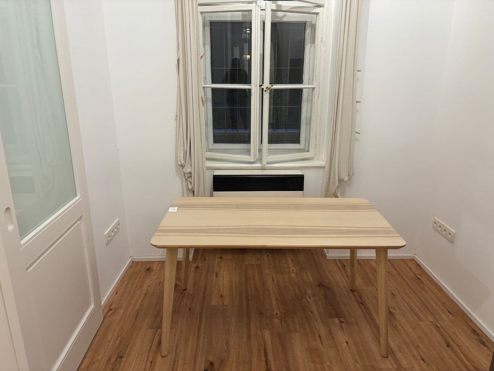 Prenájom bytu 1-izbový 40 m², Italská, Praha, Praha Prenájom bytu 1-izbový 40 m², Italská, Praha, Praha