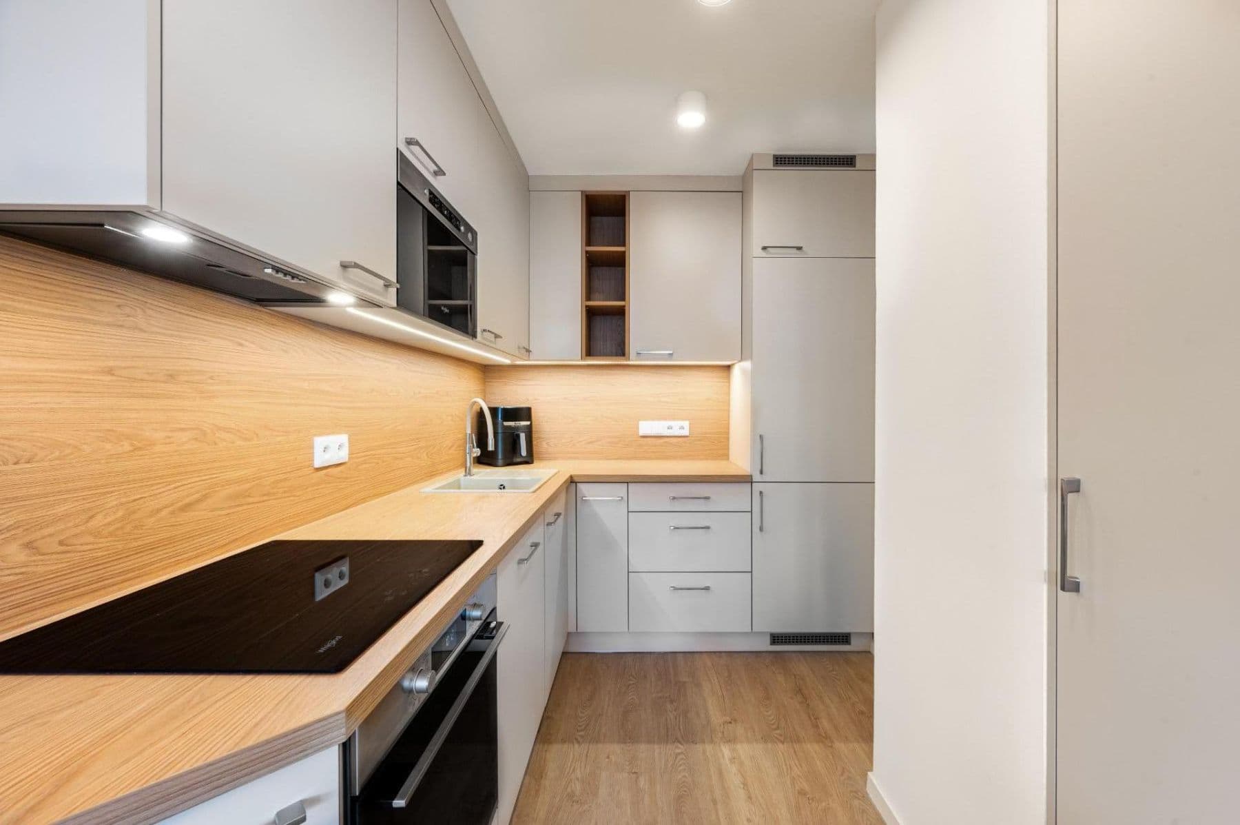 Predaj bytu 3-izbový 68 m², Sedlčanská, Praha, Praha Predaj bytu 3-izbový 68 m², Sedlčanská, Praha, Praha