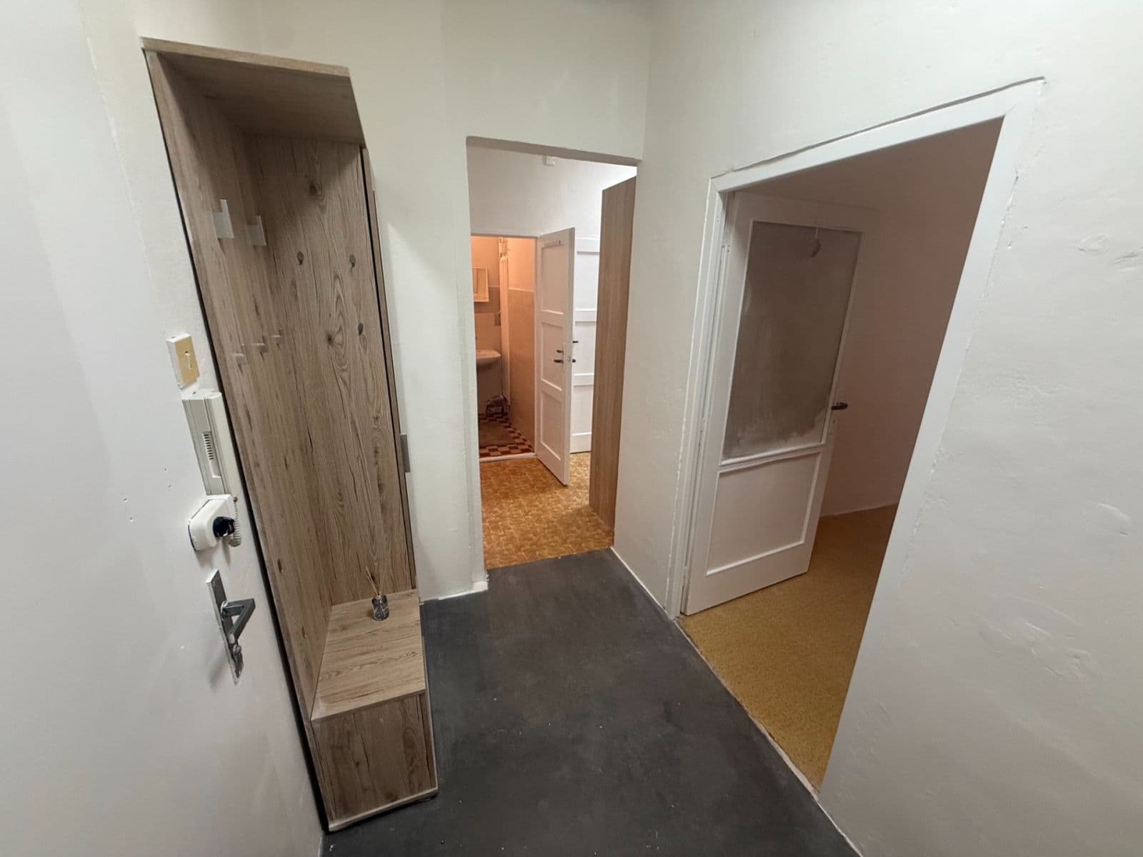 Predaj bytu 1-izbový 41 m², Ruská, Praha, Praha Predaj bytu 1-izbový 41 m², Ruská, Praha, Praha