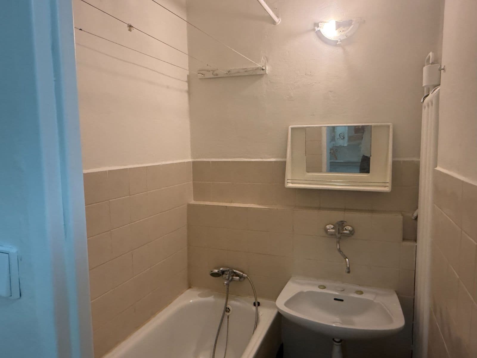 Predaj bytu 1-izbový 41 m², Ruská, Praha, Praha Predaj bytu 1-izbový 41 m², Ruská, Praha, Praha