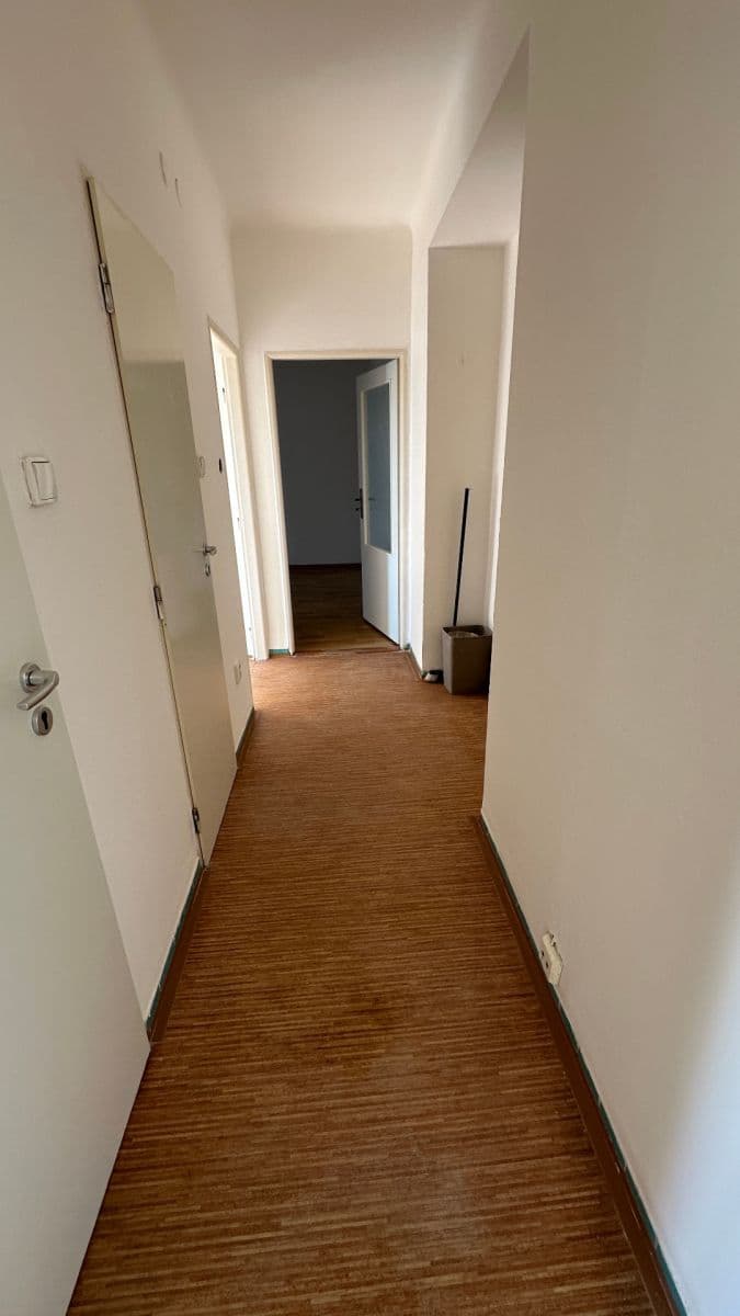 Prenájom bytu 2-izbový 70 m², nábřeží T. G. Masaryka, Rakovník, Středočeský kraj Prenájom bytu 2-izbový 70 m², nábřeží T. G. Masaryka, Rakovník, Středočeský kraj