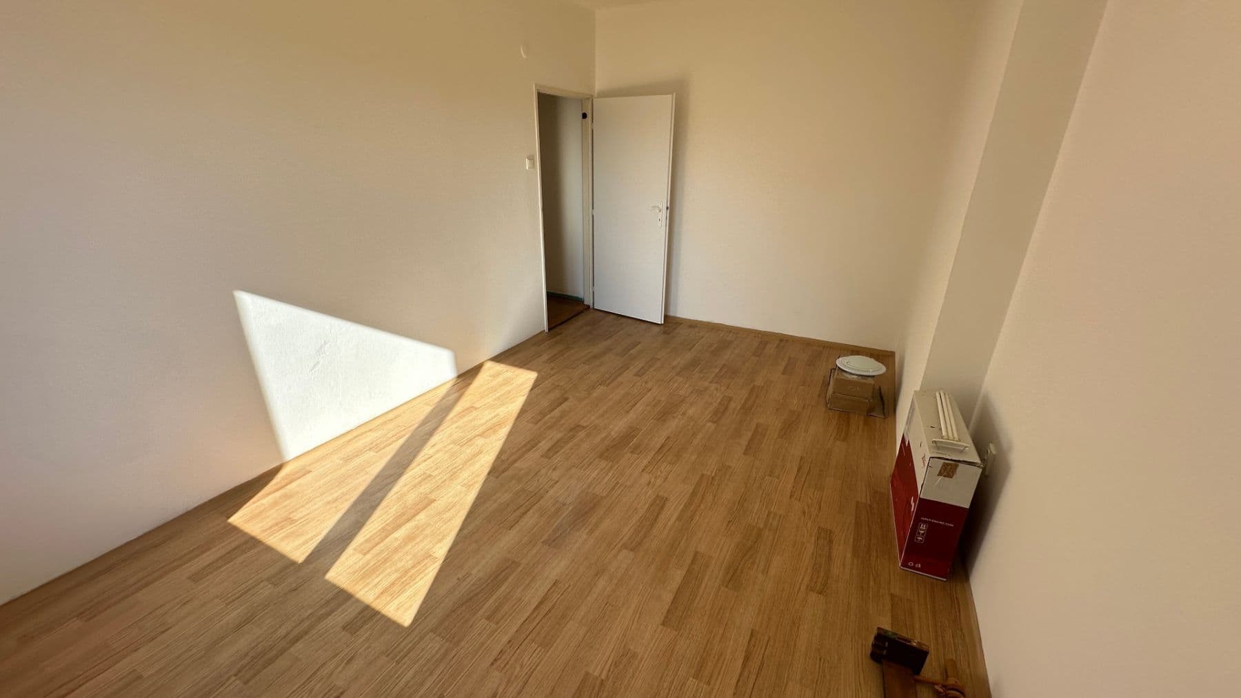 Prenájom bytu 2-izbový 70 m², nábřeží T. G. Masaryka, Rakovník, Středočeský kraj Prenájom bytu 2-izbový 70 m², nábřeží T. G. Masaryka, Rakovník, Středočeský kraj