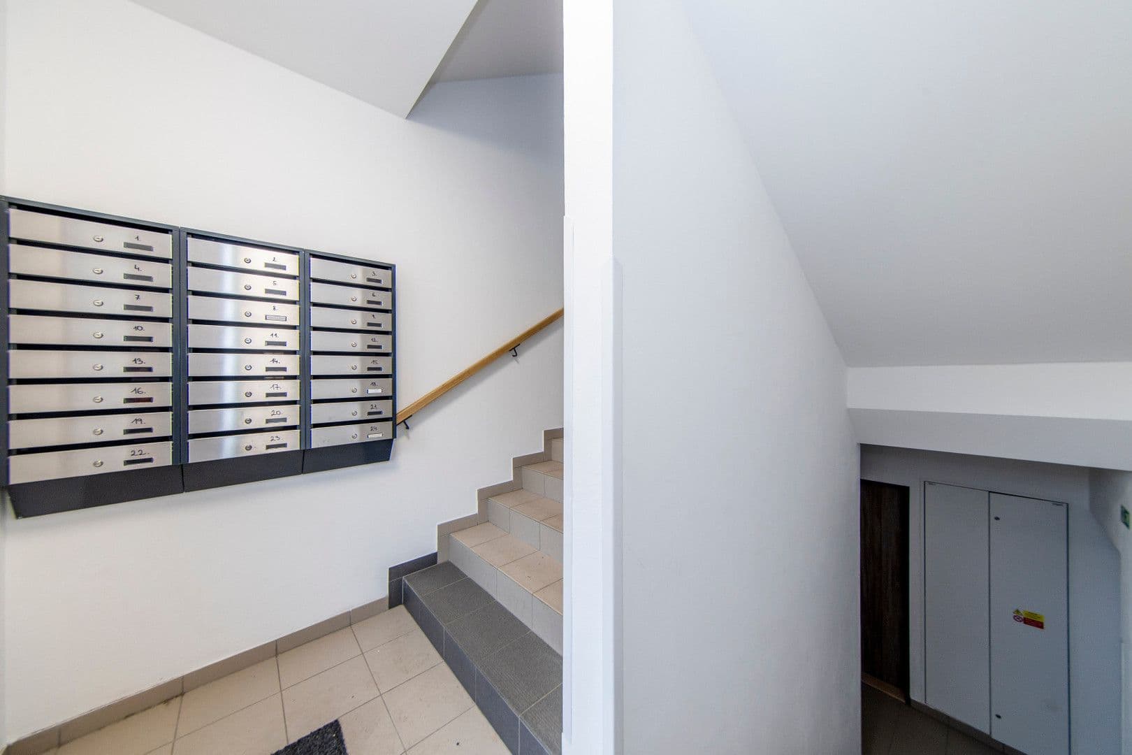 Prenájom bytu 2-izbový 51 m², U Plynárny, Praha, Praha Prenájom bytu 2-izbový 51 m², U Plynárny, Praha, Praha