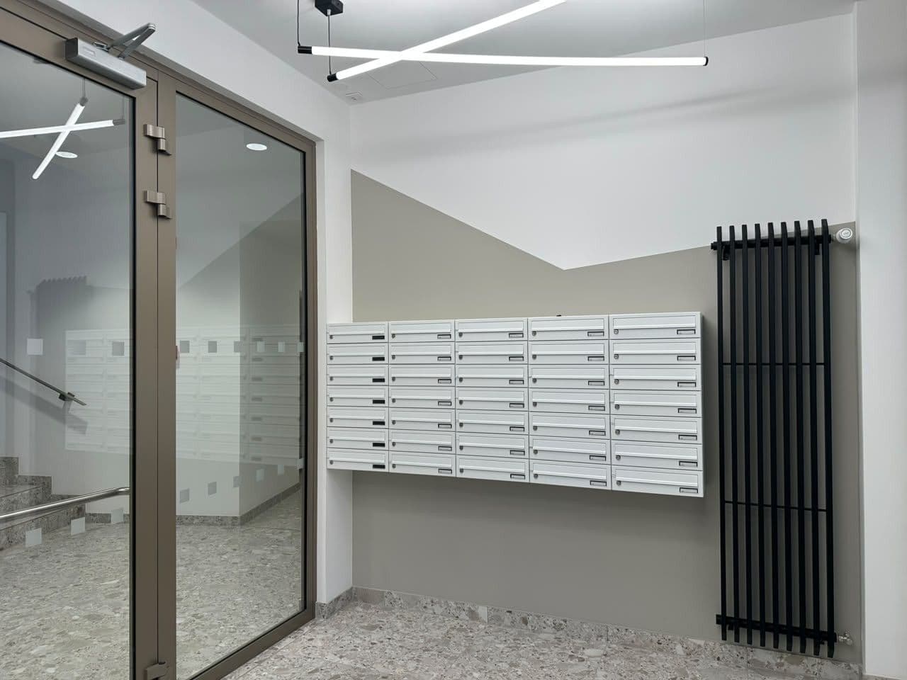 Prenájom bytu 2-izbový 35 m², Murmanská, Praha, Praha Prenájom bytu 2-izbový 35 m², Murmanská, Praha, Praha