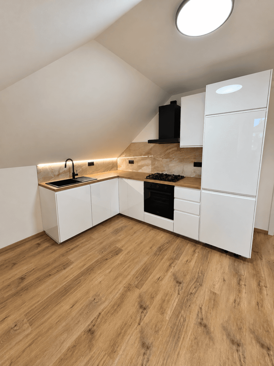 Prenájom bytu 3-izbový 77 m², Baarova, Praha, Praha Prenájom bytu 3-izbový 77 m², Baarova, Praha, Praha