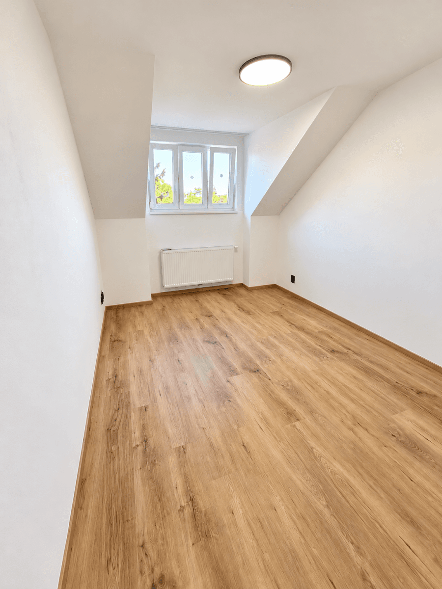 Prenájom bytu 3-izbový 77 m², Baarova, Praha, Praha Prenájom bytu 3-izbový 77 m², Baarova, Praha, Praha