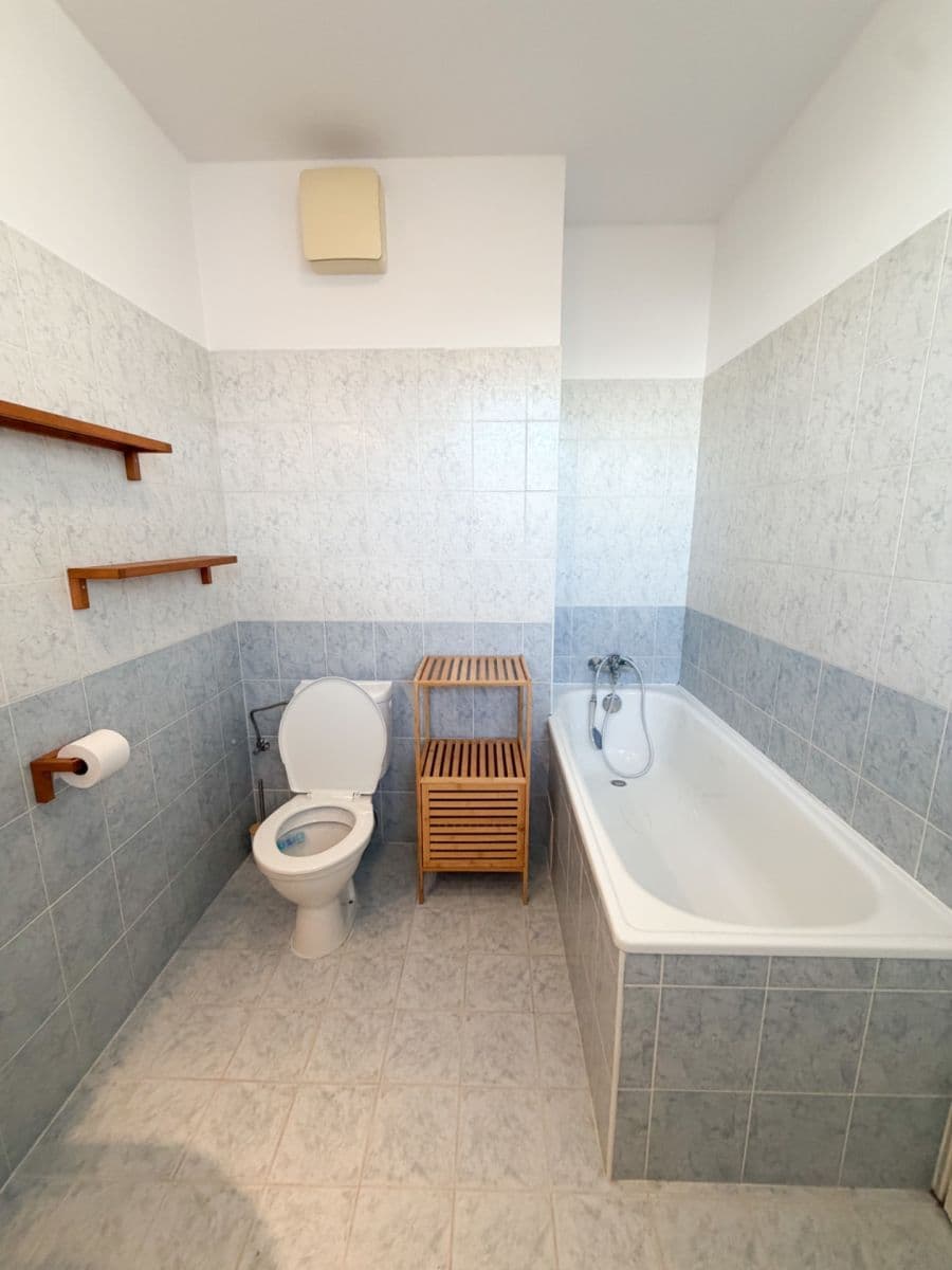 Prenájom bytu 1-izbový 42 m², Novobohdalecká, Praha, Praha Prenájom bytu 1-izbový 42 m², Novobohdalecká, Praha, Praha
