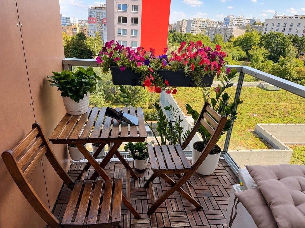 Prenájom bytu 1-izbový 38 m², Choceradská, Praha, Praha Prenájom bytu 1-izbový 38 m², Choceradská, Praha, Praha