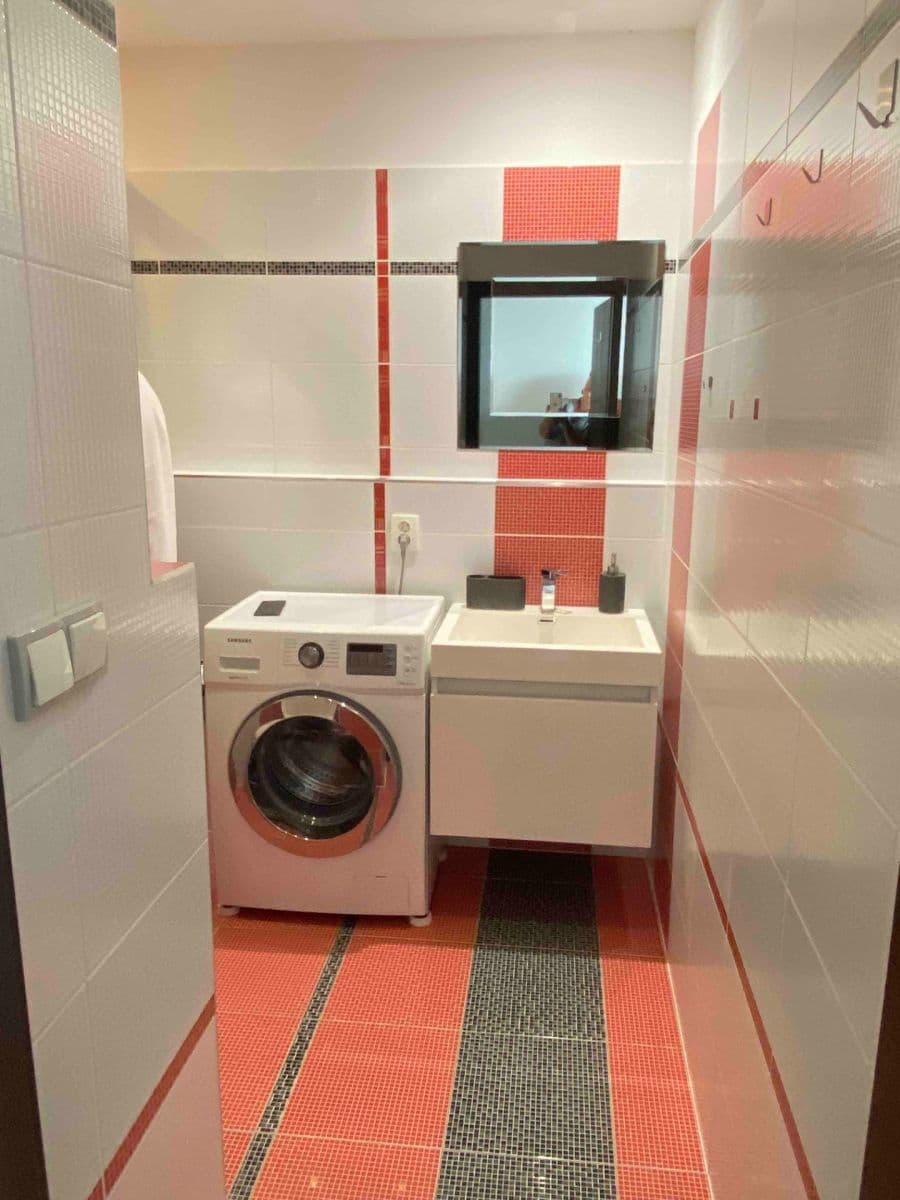Prenájom bytu 1-izbový 38 m², Wollmanova, Brno, Jihomoravský kraj Prenájom bytu 1-izbový 38 m², Wollmanova, Brno, Jihomoravský kraj
