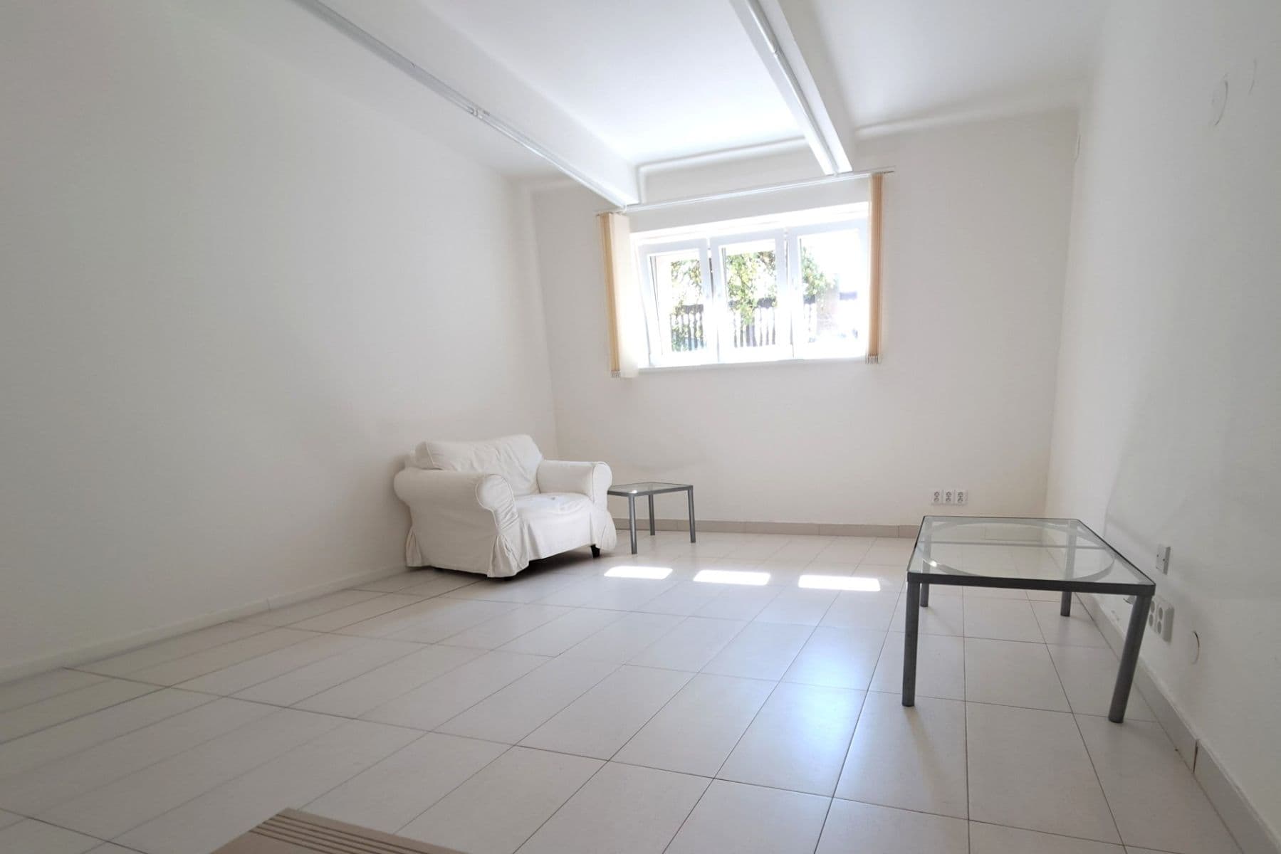 Prenájom bytu 2-izbový 88 m², Na Třebešíně, Praha, Praha Prenájom bytu 2-izbový 88 m², Na Třebešíně, Praha, Praha