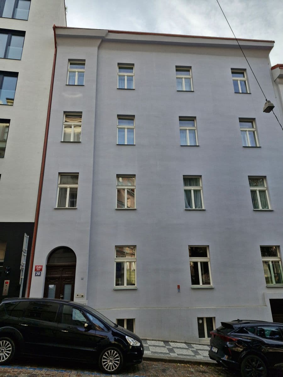 Prenájom bytu 1-izbový 31 m², Košická, Praha, Praha Prenájom bytu 1-izbový 31 m², Košická, Praha, Praha