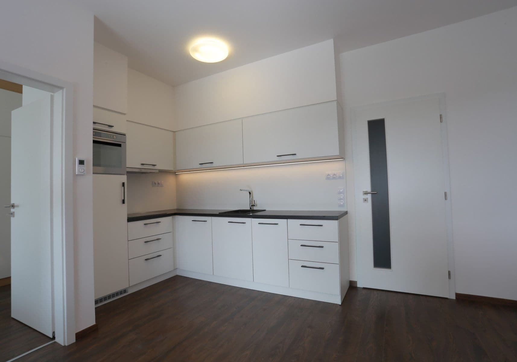 Prenájom bytu 2-izbový 57 m², U Mlýnského kanálu, Praha, Praha Prenájom bytu 2-izbový 57 m², U Mlýnského kanálu, Praha, Praha