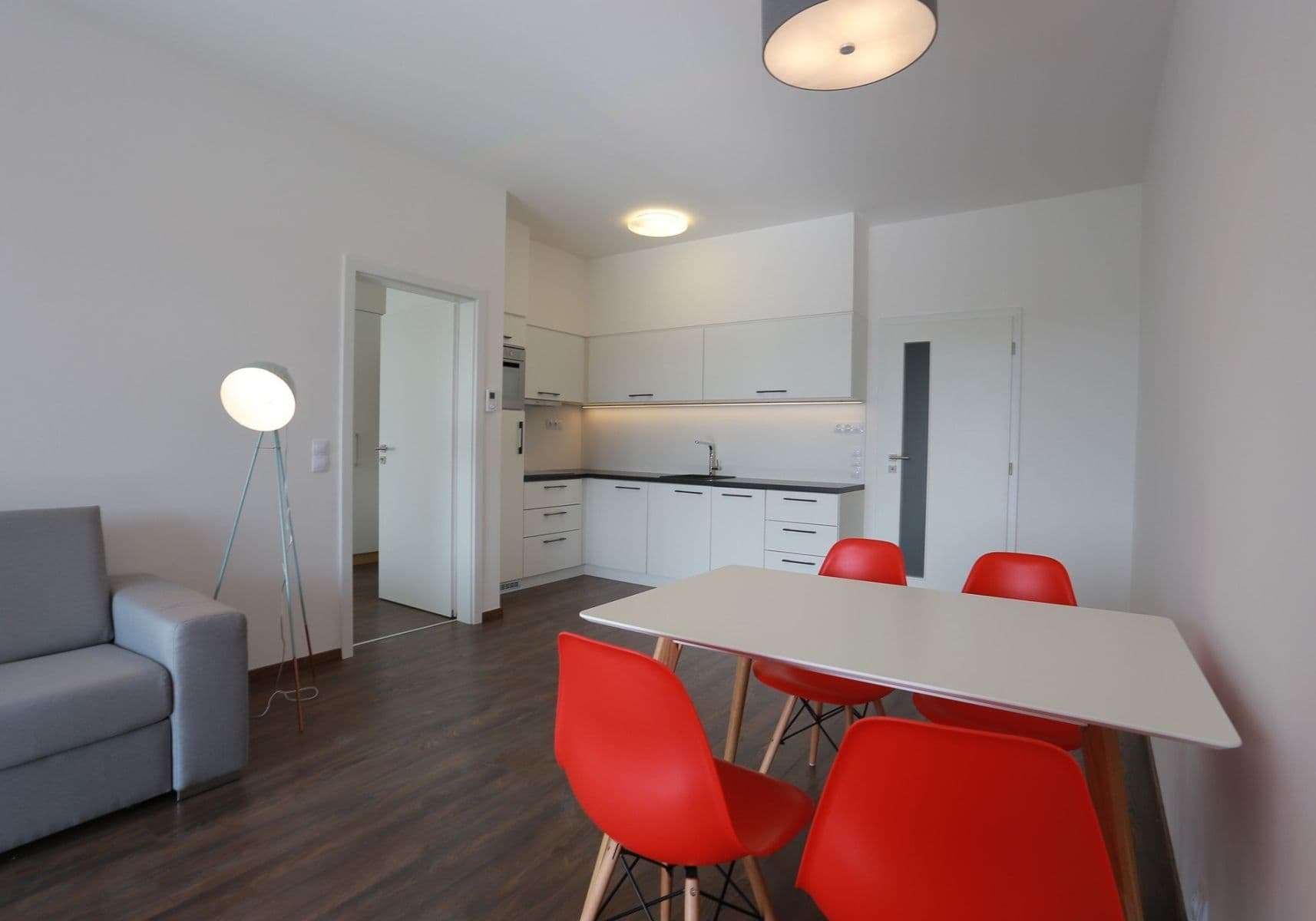 Prenájom bytu 2-izbový 57 m², U Mlýnského kanálu, Praha, Praha Prenájom bytu 2-izbový 57 m², U Mlýnského kanálu, Praha, Praha