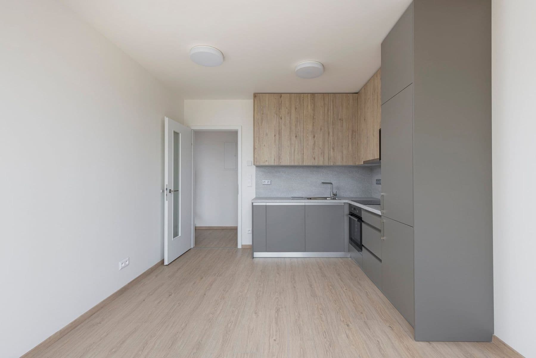 Prenájom bytu 2-izbový 47 m², Haenkeho, Praha, Praha Prenájom bytu 2-izbový 47 m², Haenkeho, Praha, Praha