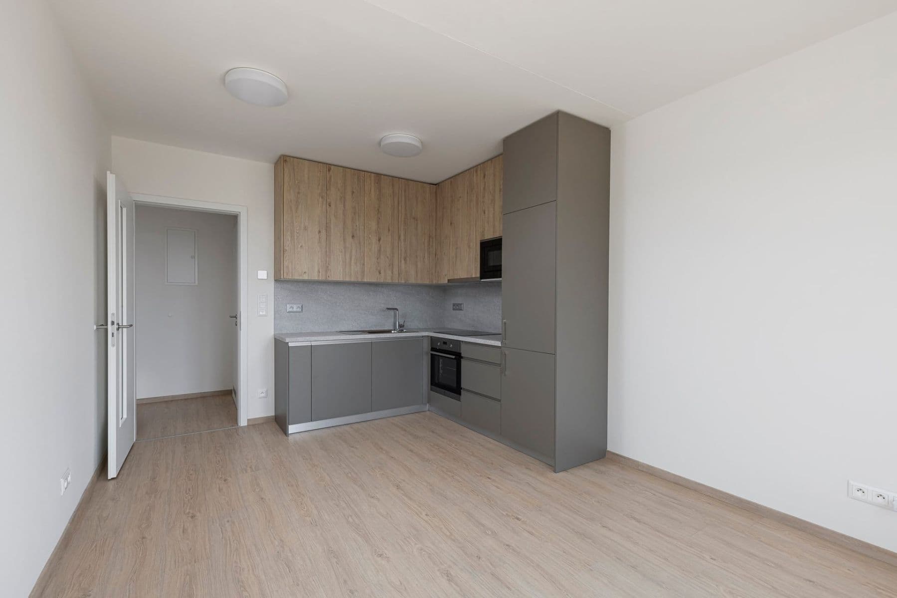 Prenájom bytu 2-izbový 47 m², Haenkeho, Praha, Praha Prenájom bytu 2-izbový 47 m², Haenkeho, Praha, Praha