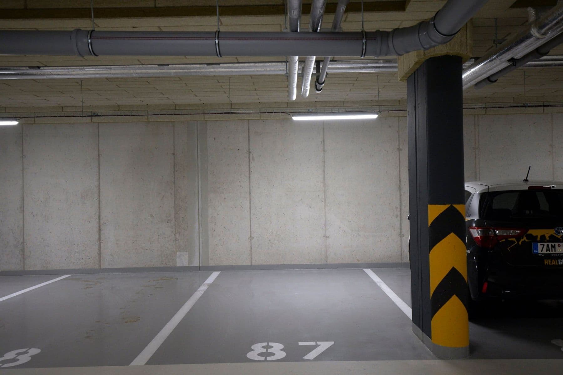 Prenájom bytu 2-izbový 56 m², Nebřenická, Praha, Praha Prenájom bytu 2-izbový 56 m², Nebřenická, Praha, Praha