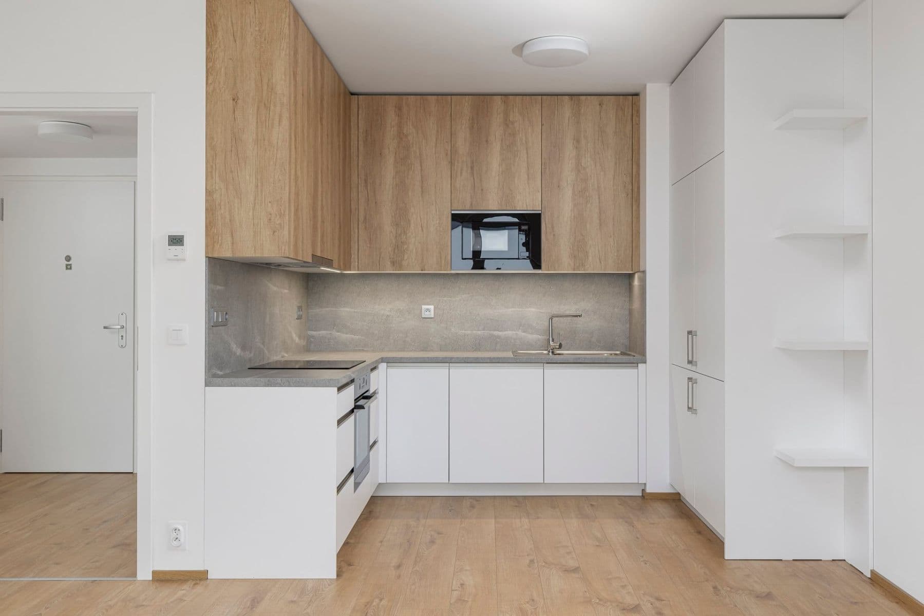 Prenájom bytu 2-izbový 56 m², Nebřenická, Praha, Praha Prenájom bytu 2-izbový 56 m², Nebřenická, Praha, Praha