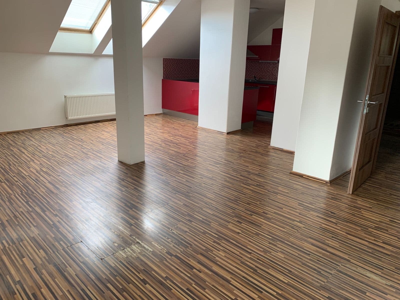Prenájom bytu 2-izbový 86 m², Jeremenkova, Praha, Praha Prenájom bytu 2-izbový 86 m², Jeremenkova, Praha, Praha