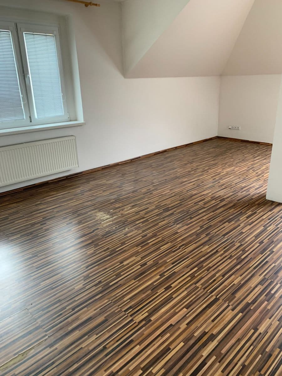 Prenájom bytu 2-izbový 86 m², Jeremenkova, Praha, Praha Prenájom bytu 2-izbový 86 m², Jeremenkova, Praha, Praha