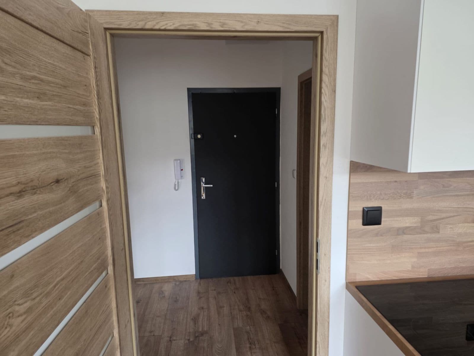 Prenájom bytu 2-izbový 43 m², Brandtova, Ústí nad Labem, Ústecký kraj Prenájom bytu 2-izbový 43 m², Brandtova, Ústí nad Labem, Ústecký kraj