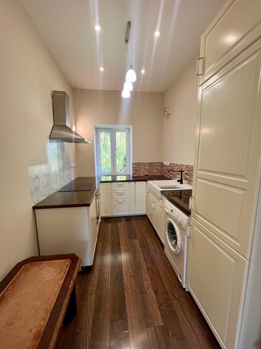 Prenájom bytu 2-izbový 57 m², Mladějovského, Mariánské Lázně, Karlovarský kraj Prenájom bytu 2-izbový 57 m², Mladějovského, Mariánské Lázně, Karlovarský kraj