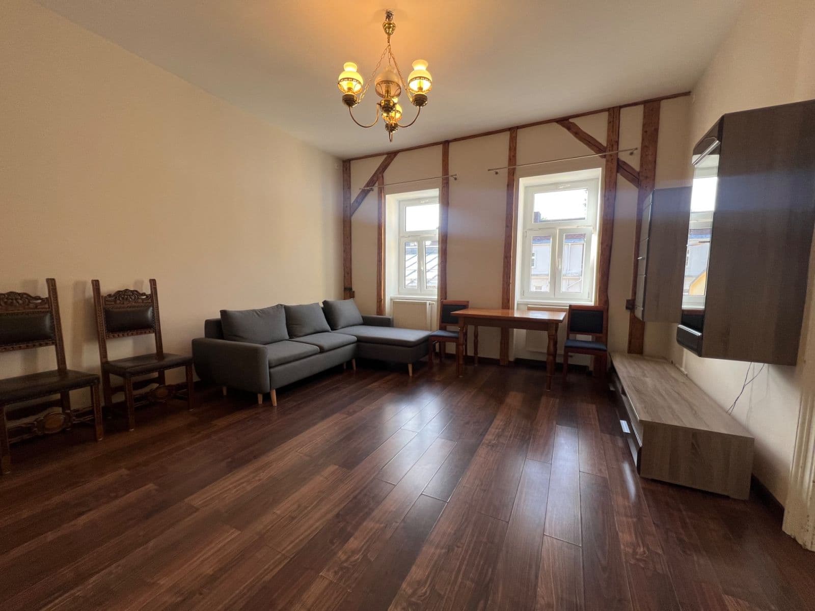 Prenájom bytu 2-izbový 57 m², Mladějovského, Mariánské Lázně, Karlovarský kraj Prenájom bytu 2-izbový 57 m², Mladějovského, Mariánské Lázně, Karlovarský kraj