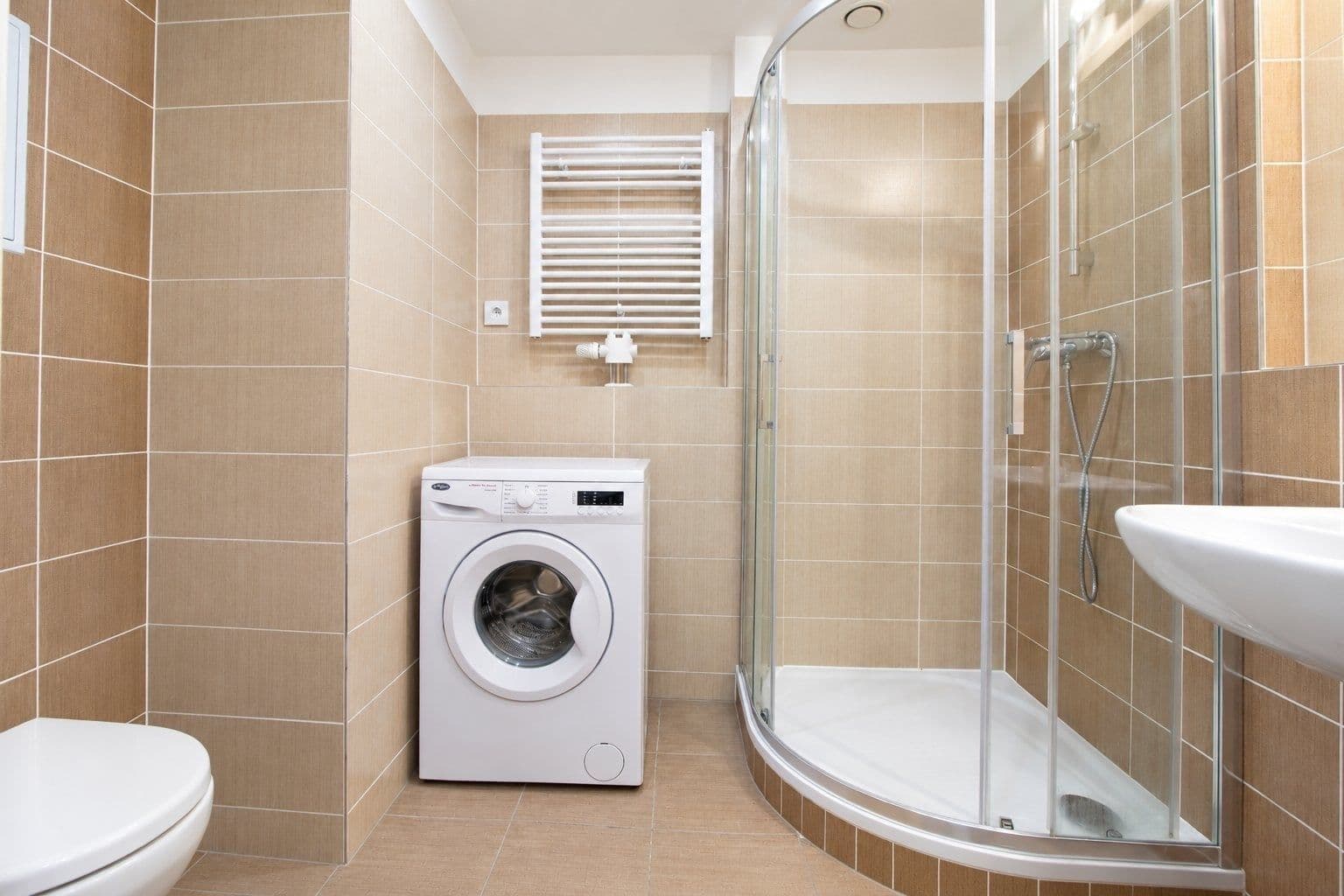 Prenájom bytu 1-izbový 30 m², Františka Diviše, Praha, Praha Prenájom bytu 1-izbový 30 m², Františka Diviše, Praha, Praha