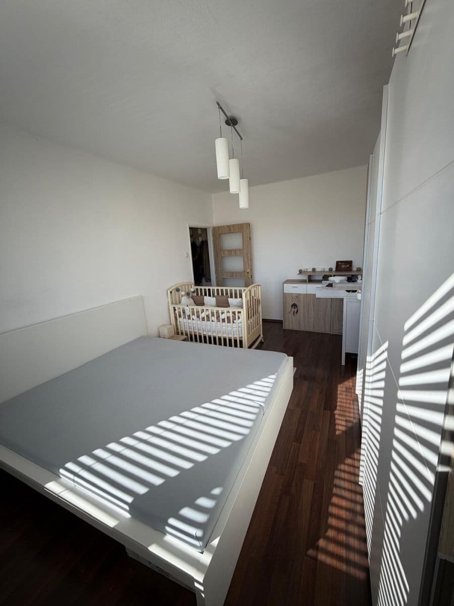 Prenájom bytu 2-izbový 53 m², Pod Lipami, Praha, Praha Prenájom bytu 2-izbový 53 m², Pod Lipami, Praha, Praha