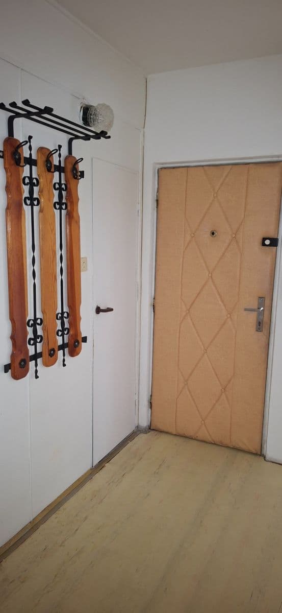 Prenájom bytu 2-izbový 56 m², Jar. Haška, Třebíč, Kraj Vysočina Prenájom bytu 2-izbový 56 m², Jar. Haška, Třebíč, Kraj Vysočina