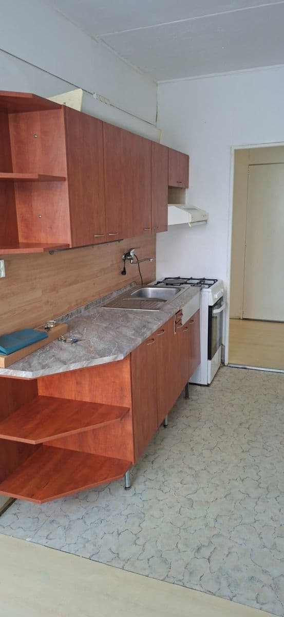 Prenájom bytu 2-izbový 56 m², Jar. Haška, Třebíč, Kraj Vysočina Prenájom bytu 2-izbový 56 m², Jar. Haška, Třebíč, Kraj Vysočina