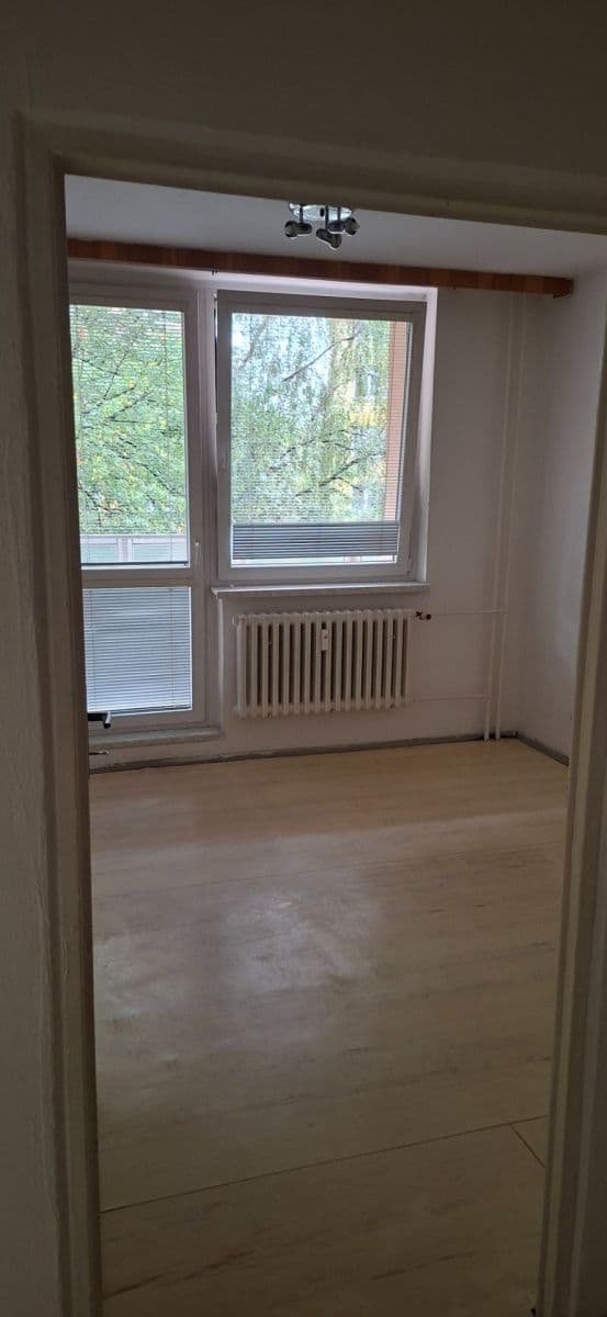 Prenájom bytu 2-izbový 56 m², Jar. Haška, Třebíč, Kraj Vysočina Prenájom bytu 2-izbový 56 m², Jar. Haška, Třebíč, Kraj Vysočina